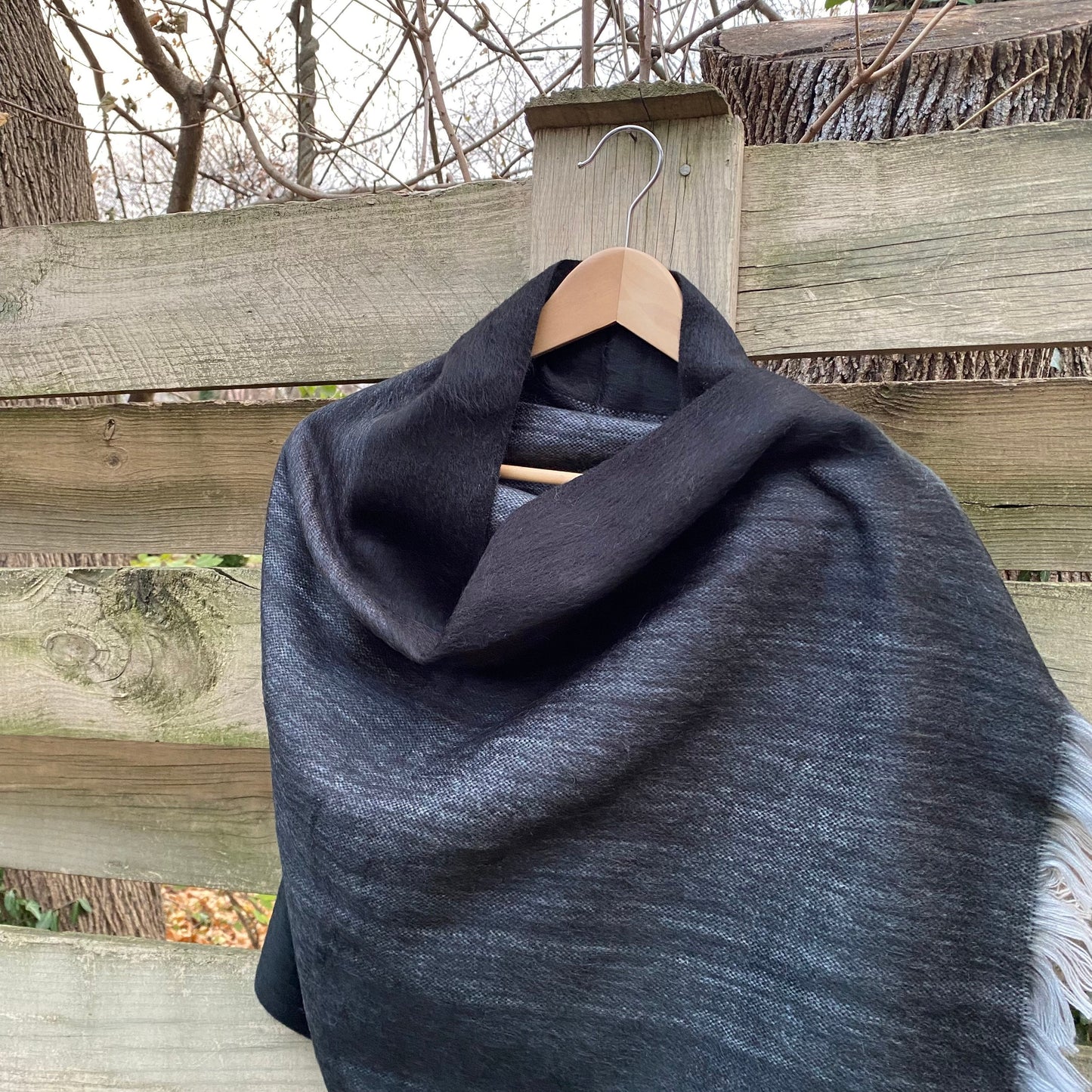 Alpaca Shawl Multicolor Black Shades.