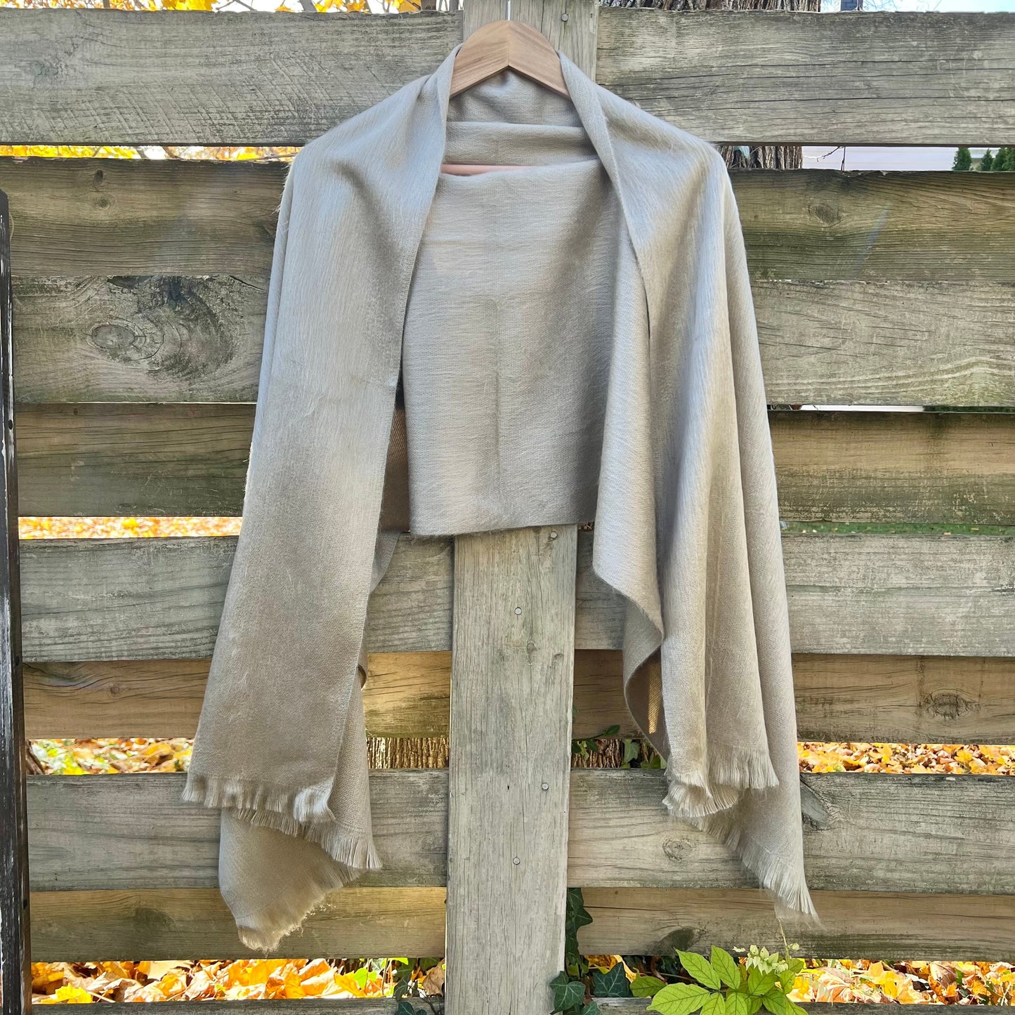 Alpaca Shawl Light khaki