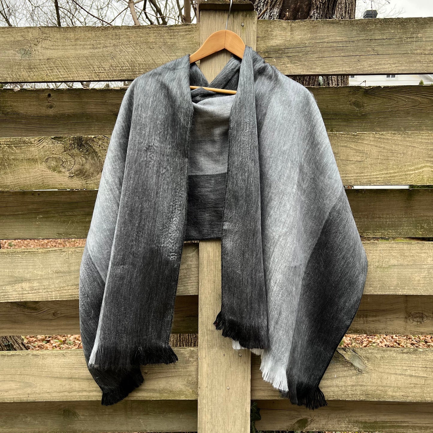 Alpaca Shawl Multicolor Dark Charcoal To light Grey