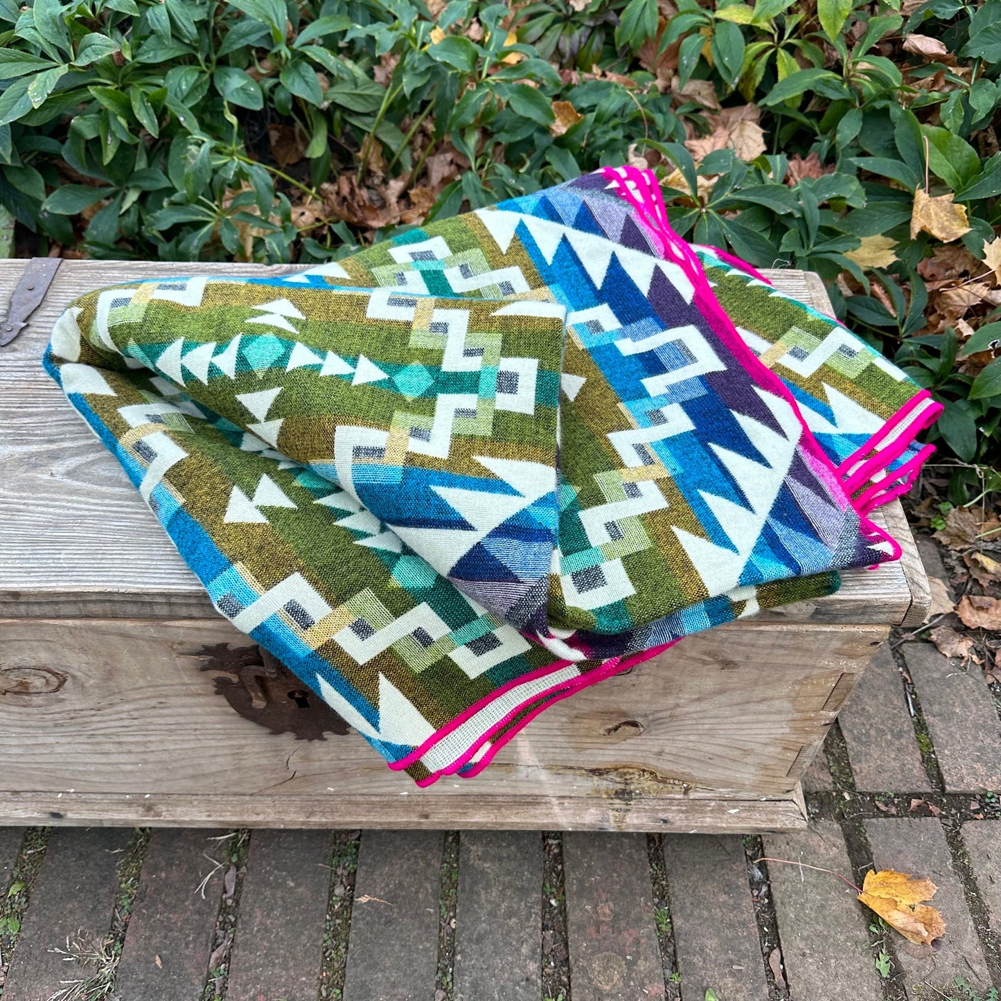 Alpaca Wool Blanket Queen size - multicolor Unique gift - Geometric pattern with pink  and bright colors