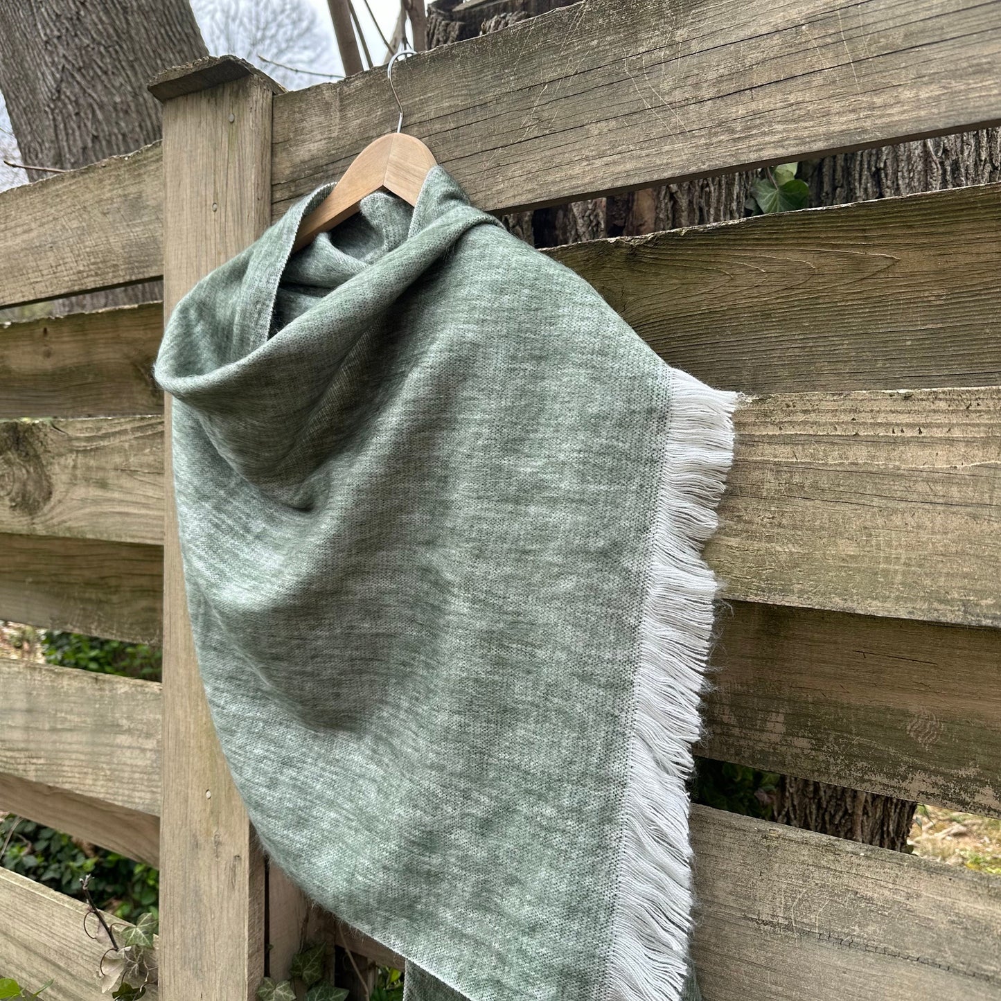 Alpaca Shawl soft Woodland Green | Pine Green |